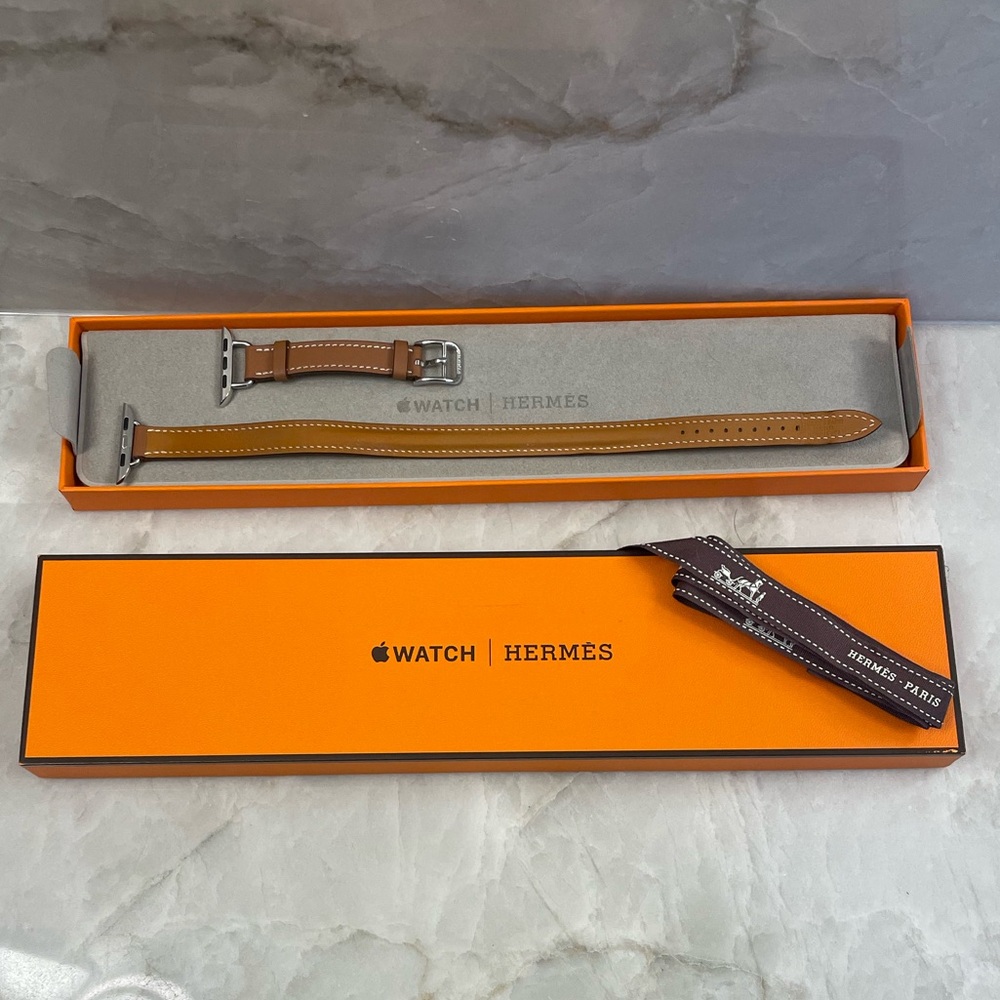 NWOT Hermes Leather Wrap Bracelet / Strap for Apple Watch